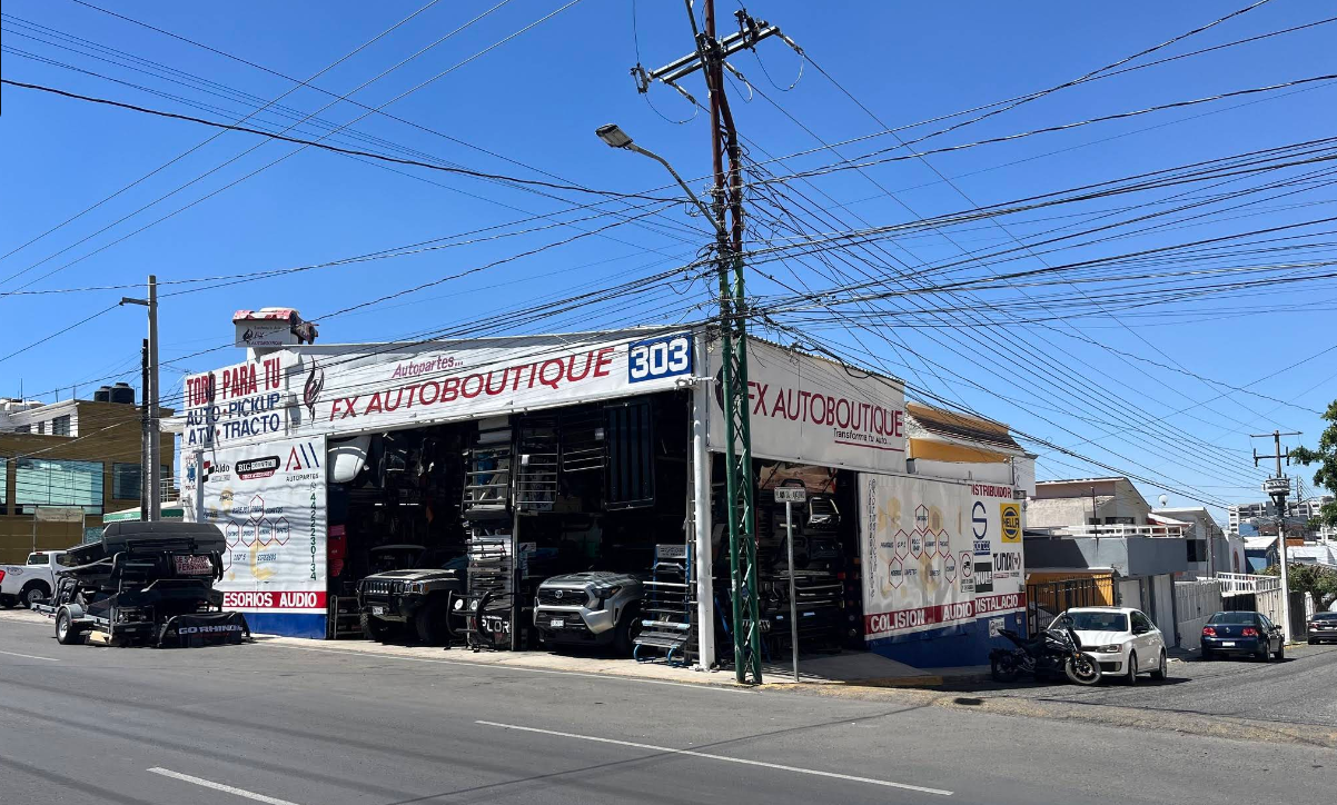 FX AUTOBOUTIQUE - fachada