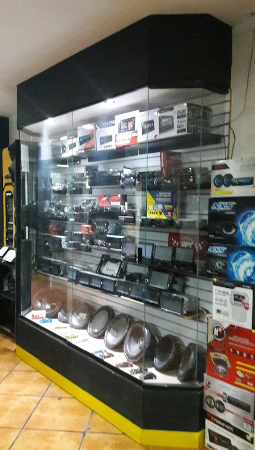 AUTO BOUTIQUE GABRIEL - interior